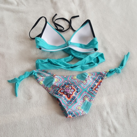 Teal bikini Last One! - Picture 3 of 6